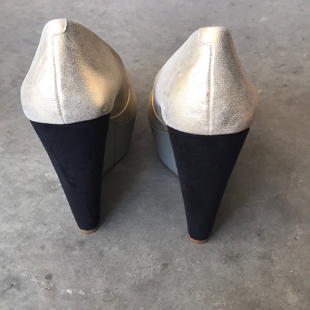 Jessica Simpson wedges - Picture 3 of 4